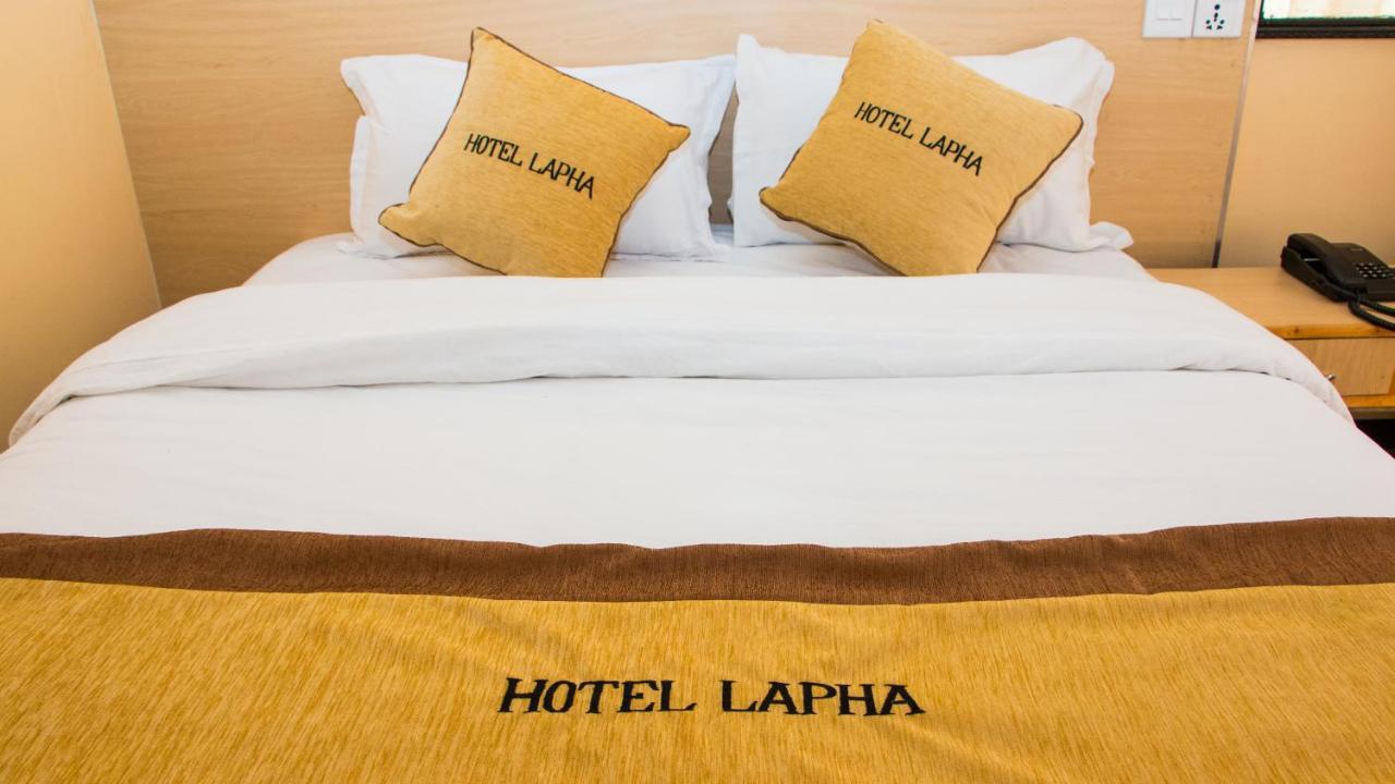 Hotel Lapha Катманду Экстерьер фото